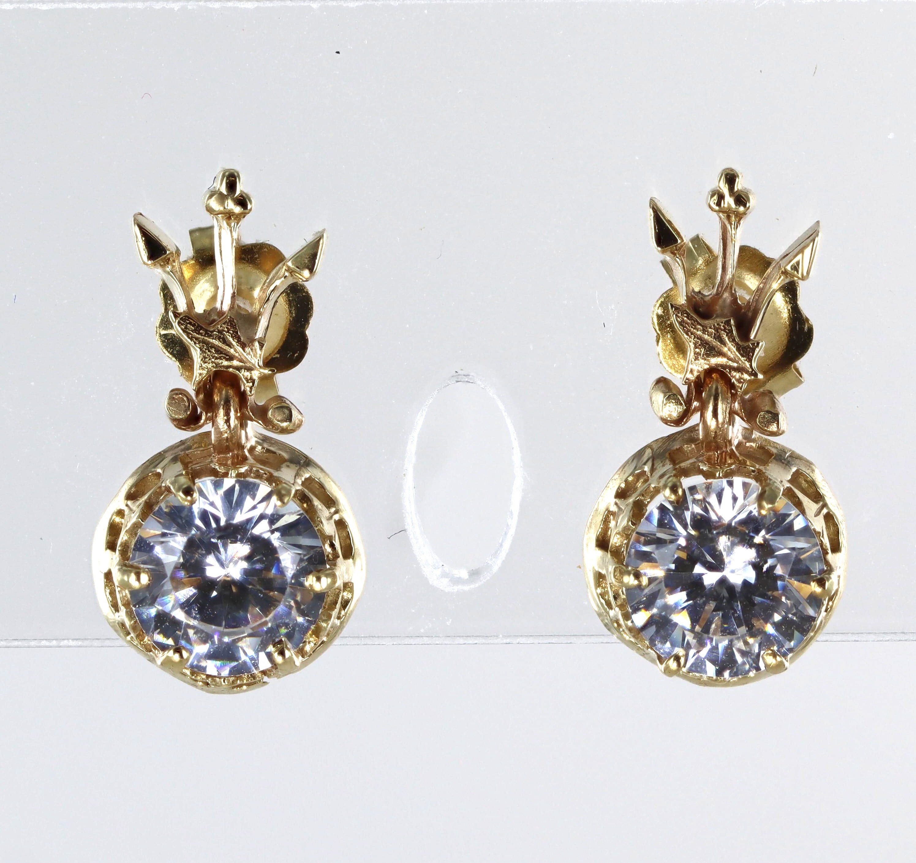 14K Yellow gold Earrings with 6mm Cubic Zirconia